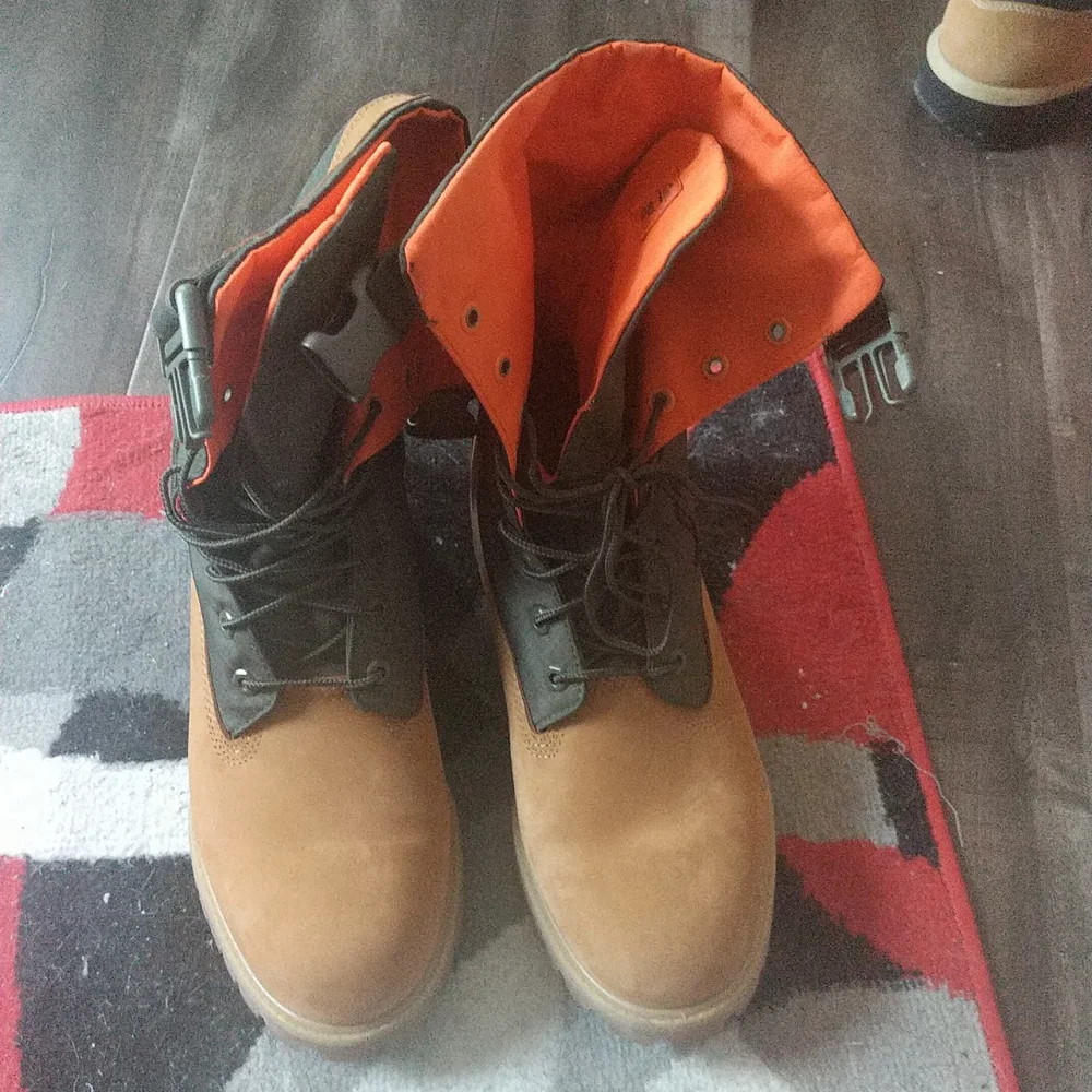 Mens Boots - Picture 2 of 7